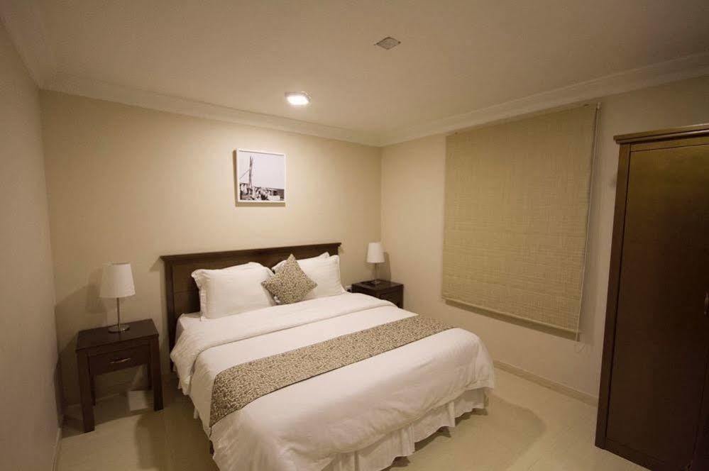 Plaza Home อัลโคห์บาร์ ภายนอก รูปภาพ